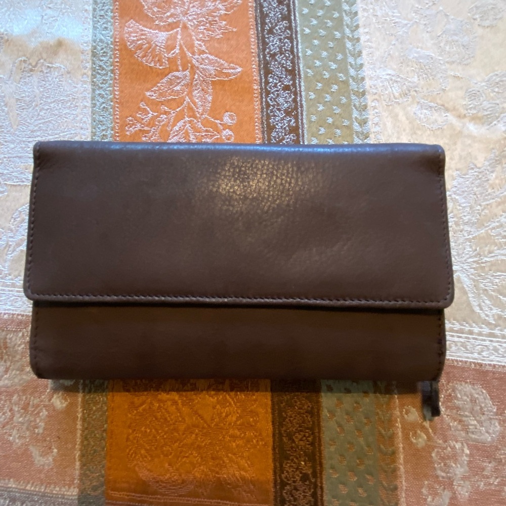 Wilsons Leather Dark Brown Women's Wallet